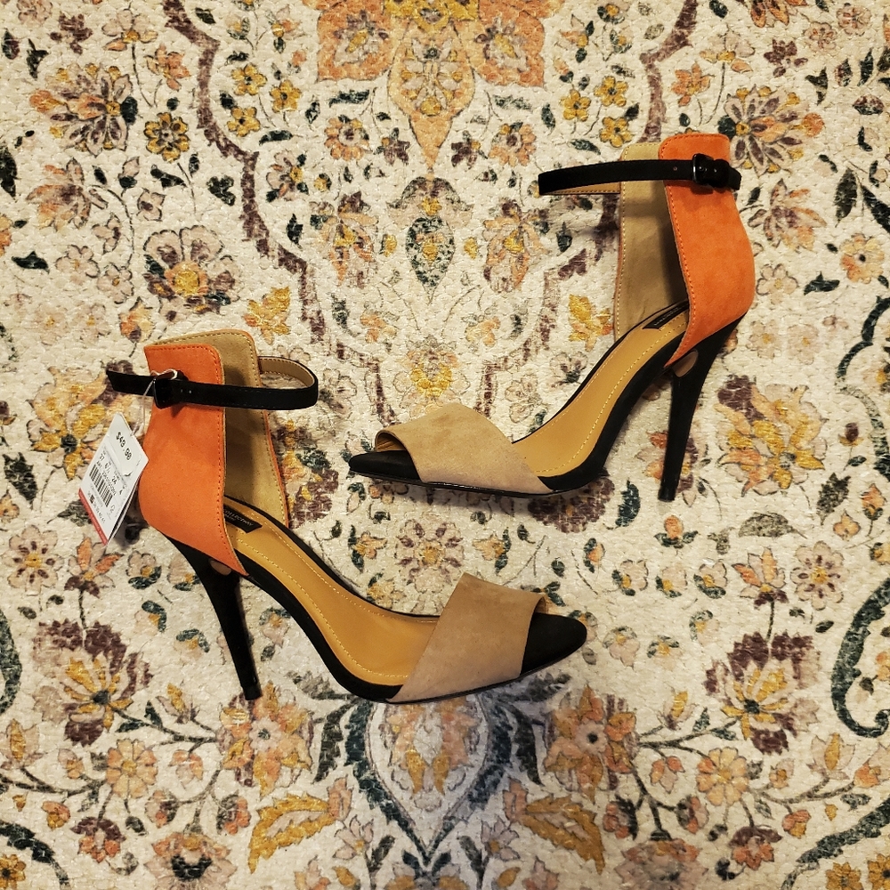 Zara High Heels! NWT! 🧡
